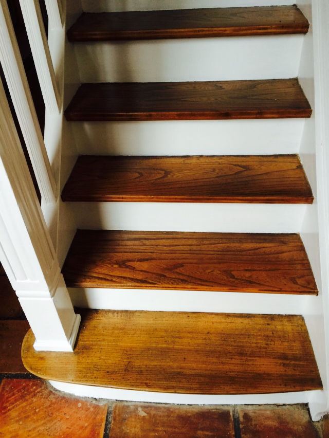 Escaliers et sols en bois